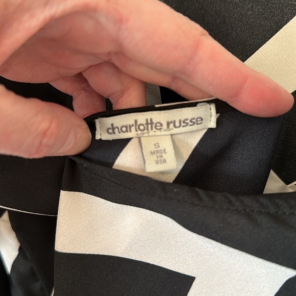 Charlotte Russe Chevron Dress - Picture 3 of 4